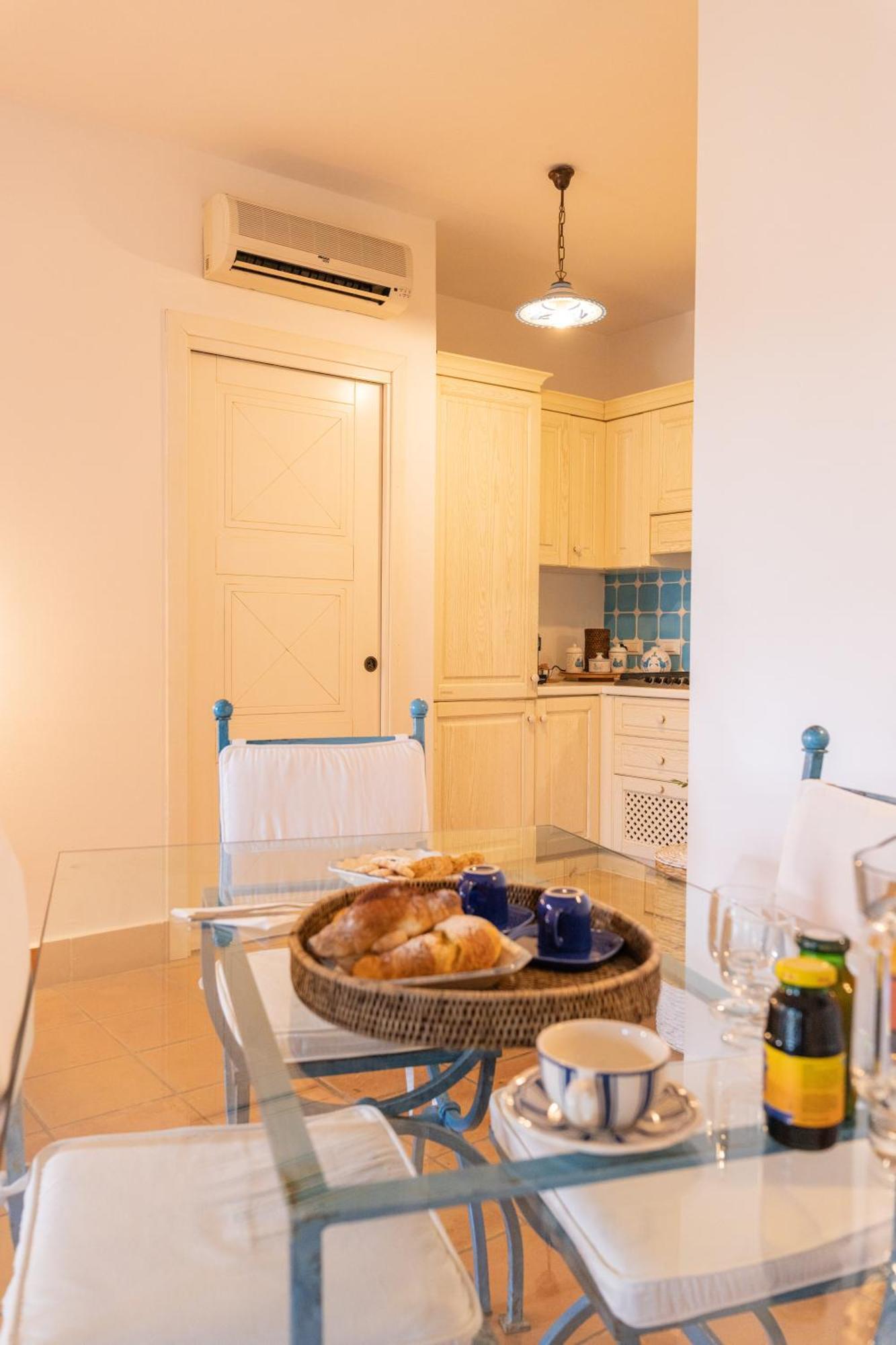 Residenza Del Barone Villa Zoe Chia - Vista Mare Extérieur photo