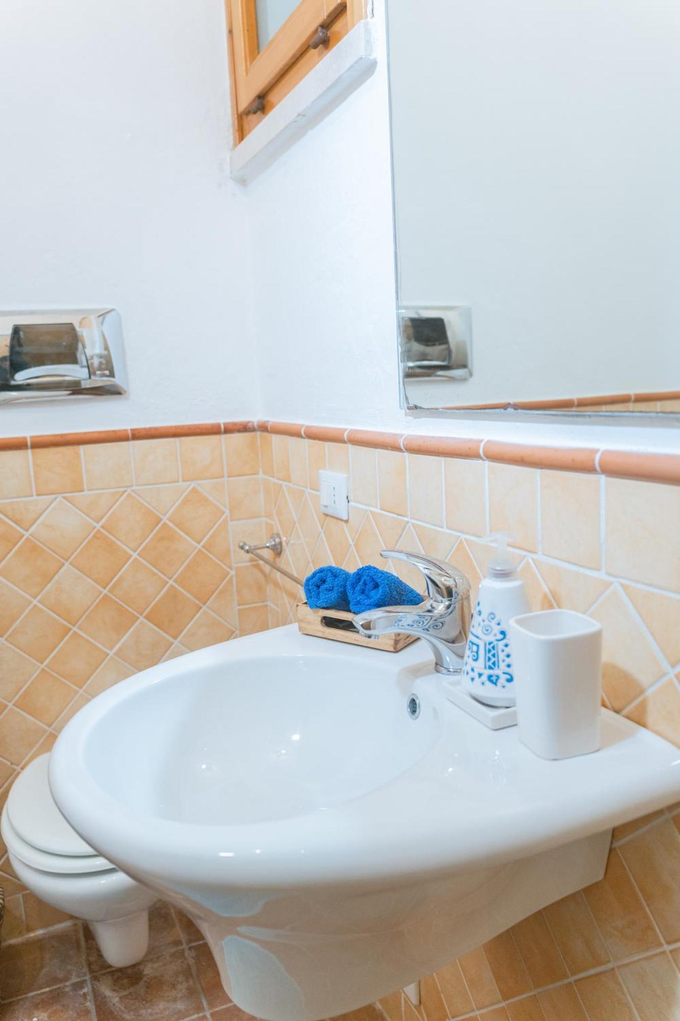 Residenza Del Barone Villa Zoe Chia - Vista Mare Extérieur photo